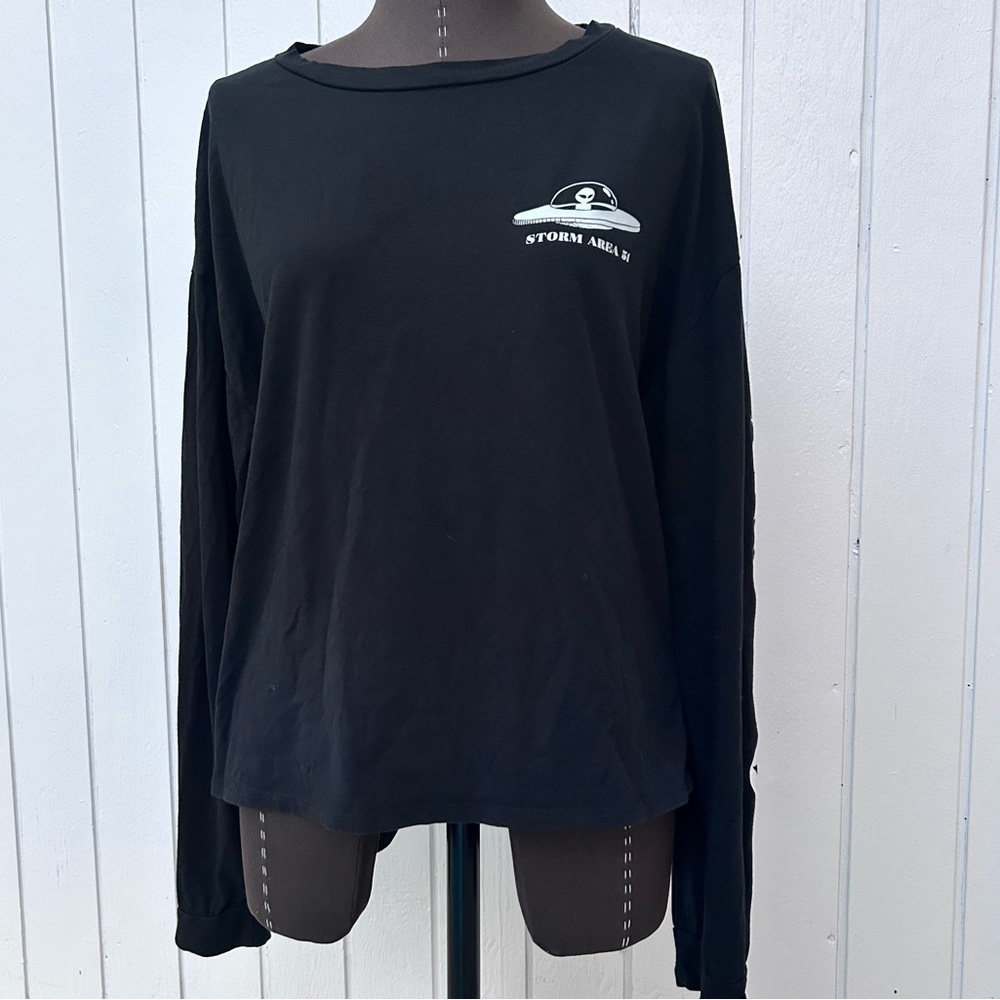 RIOT QUEEN t-shirt tee alien Area 51 Save My Homies women XL graphic long sleeve